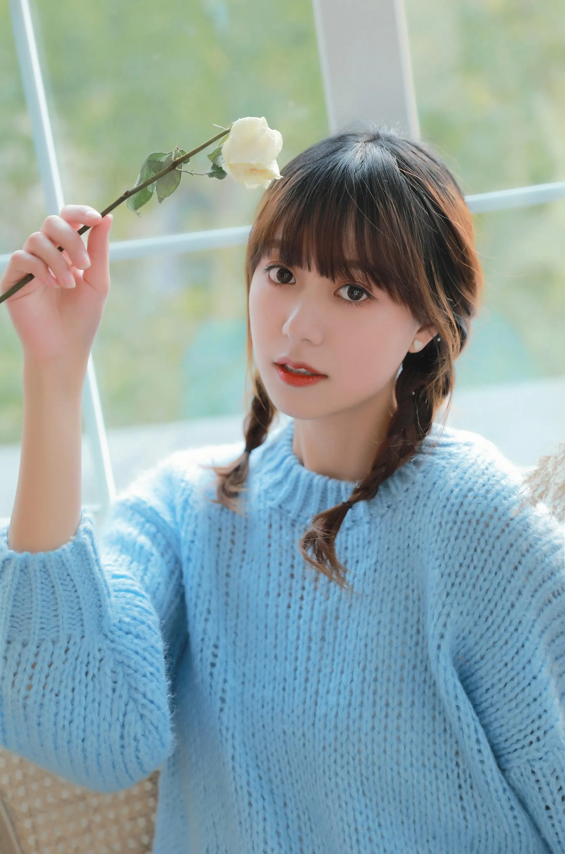 [艺图语] 2022.06.14 坠入这蓝色里 牛泽萌 [20P]插图8